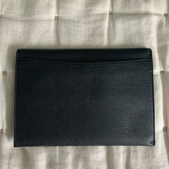 Burberry clutch with pouch - Picture 4 of 4